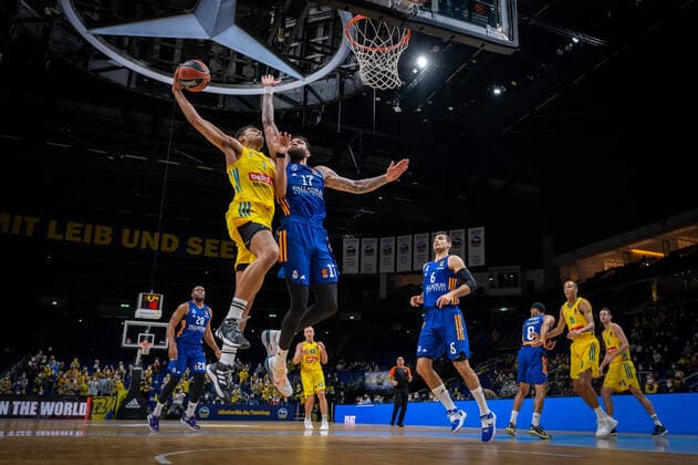 Basketball Berlin 20 01 2022 Euroleague Regular Season 2021 2022 Alba Berlin Real Madrid Oscar Da Silva Alba Berlin, No 01 Alessandro Lever Reggio Emilia, No 17