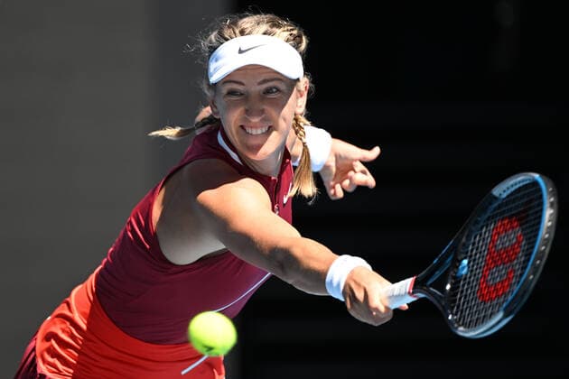 TENNIS AUSTRALIAN OPEN, Victoria Azarenka of Belarus during her 3rd round match against Elina Svitolina of Ukraine on Day 5 of the Australian Open, at Melbourne Park, in Melbourne, Friday, January 21, 2022. ( NO ARCHIVING, EDITORIAL USE ONLY, NO USE IN BOOKS WITHOUT CONSENT MELBOURNE VIC AUSTRALIA  Copyright: xDEANxLEWINSx 20220121001615365257