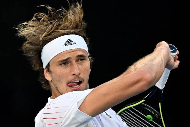 TENNIS AUSTRALIAN OPEN, Alexander Zverev of Germany during his third round Men?s singles match against Radu Albot of Moldova on Day 5 of the Australian Open, at Melbourne Park, in Melbourne, Friday, January 21, 2022. ( NO ARCHIVING, EDITORIAL USE ONLY, NO USE IN BOOKS WITHOUT CONSENT MELBOURNE VIC AUSTRALIA  Copyright: xDEANxLEWINSx 20220121001615410434
