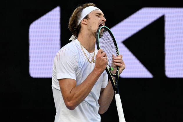 Sport Themen der Woche KW03 Sport Bilder des Tages TENNIS AUSTRALIAN OPEN, Alexander Zverev of Germany reacts during his third round Men?s singles match against Radu Albot of Moldova on Day 5 of the Australian Open, at Melbourne Park, in Melbourne, Friday, January 21, 2022. ( NO ARCHIVING, EDITORIAL USE ONLY, NO USE IN BOOKS WITHOUT CONSENT MELBOURNE VIC AUSTRALIA  Copyright: xDEANxLEWINSx 20220121001615413448