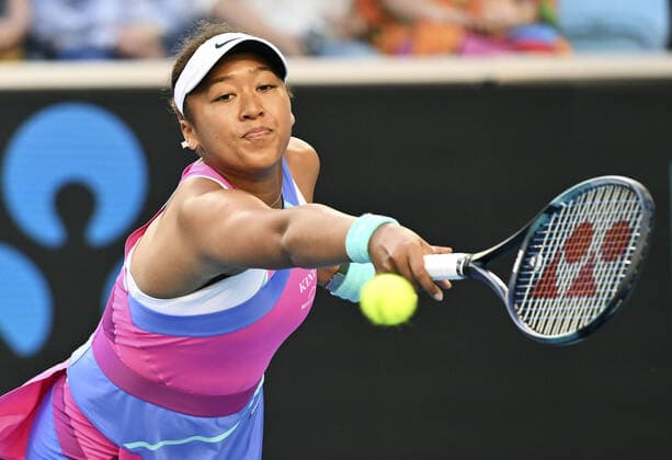 Tennis: Australian Open Naomi Osaka of Japan plays in the women s singles third round against Amanda Anisimova of the United States at the Australian Open tennis tournament in Melbourne on Jan. 21, 2022.  A14AA0001200457P