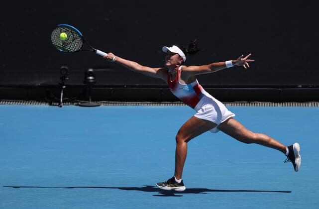 (220121) -- MELBOURNE, Jan. 21, 2022 -- Wang Qiang of China returns the ball during the Women s Singles third round match against Madison Keys of the United States at Australian Open in Melbourne Park, in Melbourne, Australia, on Jan. 21, 2022. ) (SP)AUSTRALIA-MELBOURNE-TENNIS-AUSTRALIAN OPEN-WOMEN S SINGLES-THIRD ROUND BaixXuefei 