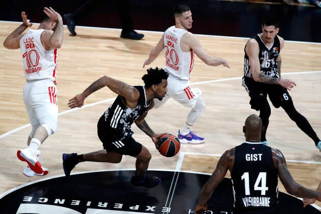 Chris Jones LDLC ASVEL BASKETBALL : LDLC Asvel vs Etoile Rouge Belgrade - Seniors -men- Round 22 Euroleague men - Lyon - 21 01 2022 StephanePillaud Panoramic 