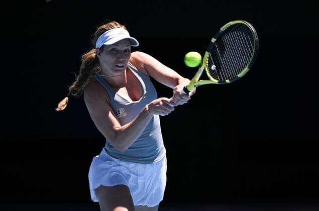 Mandatory Credit: Photo by James Gourley Shutterstock (12765088x) Danielle Collins in third round action Australian Open, Day Six, Tennis, Melbourne Park, Melbourne, Australia - 22 Jan 2022 Australian Open, Day Six, Tennis, Melbourne Park, Melbourne, Australia - 22 Jan 2022 Copyright: xJamesxGourley Shutterstockx 12765088x