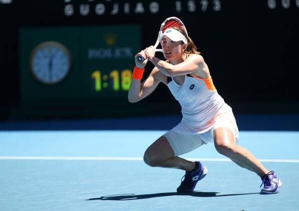 Mandatory Credit: Photo by Ella Ling Shutterstock (12765089x) Alizé Cornet in third round action Australian Open, Day Six, Tennis, Melbourne Park, Melbourne, Australia - 22 Jan 2022 Australian Open, Day Six, Tennis, Melbourne Park, Melbourne, Australia - 22 Jan 2022 Copyright: xEllaxLing Shutterstockx 12765089x