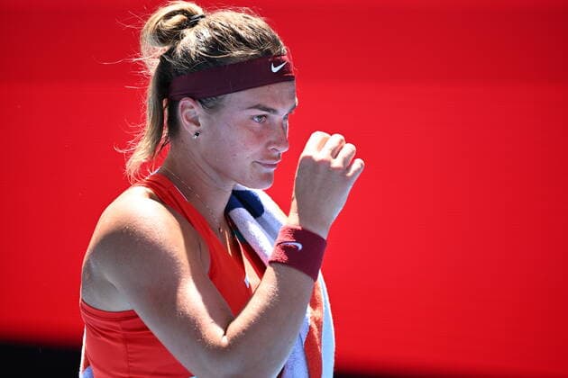 TENNIS AUSTRALIAN OPEN, Aryna Sabalenka of Belarus leaves the court during her third round match against Marketa Vondrousova of the Czech Republic on Day 6 of the Australian Open, at Melbourne Park, in Melbourne, Saturday, January 22, 2022. ( NO ARCHIVING, EDITORIAL USE ONLY, NO USE IN BOOKS WITHOUT CONSENT MELBOURNE VIC AUSTRALIA  Copyright: xDAVExHUNTx 20220122001615751836