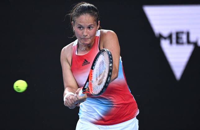 TENNIS AUSTRALIAN OPEN, Daria Kasatkina of Russia plays a shot during her third round match against Iga Swiatek of Poland on Day 6 of the Australian Open, at Melbourne Park, in Melbourne, Saturday, January 22, 2022. ( NO ARCHIVING, EDITORIAL USE ONLY, NO USE IN BOOKS WITHOUT CONSENT MELBOURNE VIC AUSTRALIA  Copyright: xDEANxLEWINSx 20220122001615826930