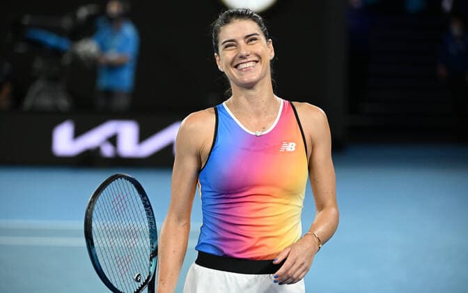 TENNIS AUSTRALIAN OPEN, Sorana Cirstea of Romania celebrates during her third round match against Anastasia Pavlyuchenkova of Russia on Day 6 of the Australian Open, at Melbourne Park, in Melbourne, Saturday, January 22, 2022. ( NO ARCHIVING, EDITORIAL USE ONLY, NO USE IN BOOKS WITHOUT CONSENT MELBOURNE VIC AUSTRALIA  Copyright: xDAVExHUNTx 20220122001615860276