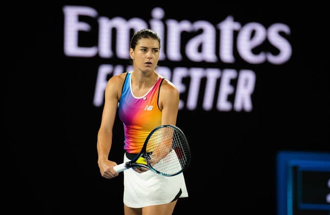 January 22, 2022, MELBOURNE, AUSTRALIA: Sorana Cirstea of Romania in action during the third round at the 2022 Australian Open Grand Slam Tennis Tournament against Anastasia Pavlyuchenkova of Russia MELBOURNE AUSTRALIA - ZUMAa181 20220122_zaa_a181_231 Copyright: xRobxPrangex