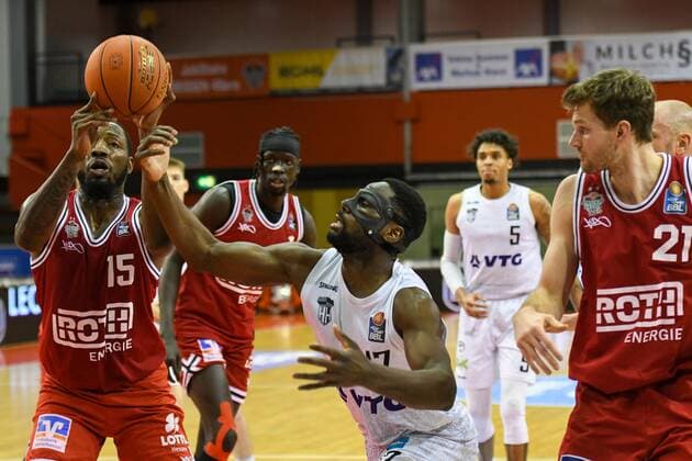 J D Miller, Eddy Edigin, Florian Koch, Robin Christen 18 matchday, Basketball Bundesliga, Basketball season 2021 2022, Germany, easyCredit BBL, Germany, Giessen 46ers, giessen red, men, Jobstairs GIESSEN 46ers Hamburg Towers, men,Hamburg Towers in white