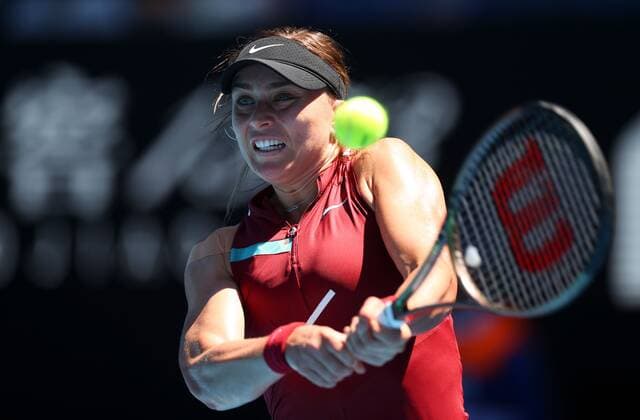 Mandatory Credit: Photo by Ella Ling Shutterstock (12765096p) Paula Badosa in fourth round action Australian Open, Day Seven, Tennis, Melbourne Park, Melbourne, Australia - 23 Jan 2022 Australian Open, Day Seven, Tennis, Melbourne Park, Melbourne, Australia - 23 Jan 2022 Copyright: xEllaxLing Shutterstockx 12765096p
