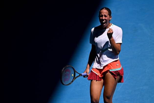Mandatory Credit: Photo by James Gourley Shutterstock (12765097ah) Madison Keys celebrates her win Australian Open, Day Seven, Tennis, Melbourne Park, Melbourne, Australia - 23 Jan 2022 Australian Open, Day Seven, Tennis, Melbourne Park, Melbourne, Australia - 23 Jan 2022 Copyright: xJamesxGourley Shutterstockx 12765097ah