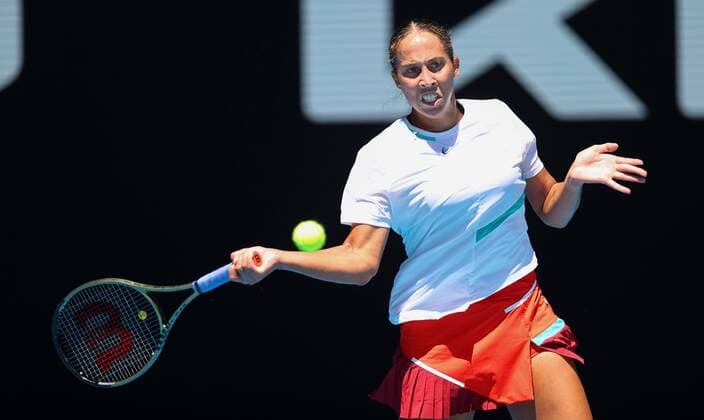 Mandatory Credit: Photo by Ella Ling Shutterstock (12765096y) Madison Keys in fourth round action Australian Open, Day Seven, Tennis, Melbourne Park, Melbourne, Australia - 23 Jan 2022 Australian Open, Day Seven, Tennis, Melbourne Park, Melbourne, Australia - 23 Jan 2022 Copyright: xEllaxLing Shutterstockx 12765096y