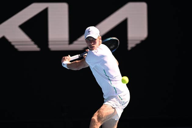 Mandatory Credit: Photo by James Gourley Shutterstock (12765097ev) Denis Shapovalov during his fourth round match Australian Open, Day Seven, Tennis, Melbourne Park, Melbourne, Australia - 23 Jan 2022 Australian Open, Day Seven, Tennis, Melbourne Park, Melbourne, Australia - 23 Jan 2022 Copyright: xJamesxGourley Shutterstockx 12765097ev