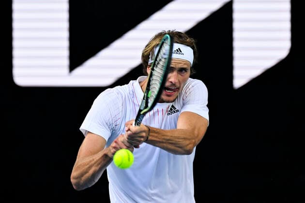 TENNIS AUSTRALIAN OPEN, Alexander Zverev of Germany plays a shot during his 4th round match against Denis Shapovalov of Canada on Day 7 of the Australian Open at Melbourne Park in Melbourne, Sunday, January 23, 2022. ( NO ARCHIVING, EDITORIAL USE ONLY, NO USE IN BOOKS WITHOUT CONSENT MELBOURNE VIC AUSTRALIA  Copyright: xDEANxLEWINSx 20220123001616146991