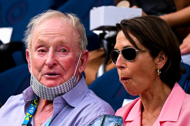 TENNIS AUSTRALIAN OPEN, Australian tennis legend Rod Laver (left) and Chair of Tennis Australia Jayne Hrdlicka watch Ashleigh Barty of Australia during her 4th round Women?s singles match against Amanda Anisimova of the United States on Day 7 of the Australian Open at Melbourne Park in Melbourne, Sunday, January 23, 2022. ( NO ARCHIVING, EDITORIAL USE ONLY, NO USE IN BOOKS WITHOUT CONSENT MELBOURNE VIC AUSTRALIA  Copyright: xDEANxLEWINSx 20220123001616155101