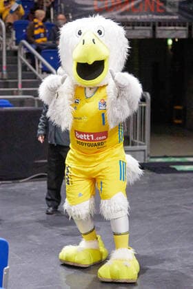 Mascot,GER,Basketball,BBL,18 Matchday,Season 2021 2022,Alba Berlin vs MHP Riesen Ludwigsburg,23 01 2022, 15 00, GER, Basketball,BBL,18 Matchday,Season 2021 2022,Alba Berlin vs MHP Riesen Ludwigsburg,23 01 2022, 15 00,Foto Eibner Gerd Gruhn Berliin Copyright: xGerdxGruhnx EP_GGN