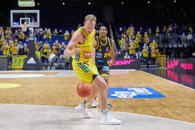 Description,player,GER,Basketball,BBL,18 matchday,season 2021 2022,Alba Berlin vs MHP Riesen Ludwigsburg,23 01 2022, 15 00, GER, Basketball,BBL,18 matchday,season 2021 2022,Alba Berlin vs MHP Riesen Ludwigsburg,23 01 2022, 15 00,Foto Eibner Gerd Gruhn Berliin Copyright: xGerdxGruhnx EP_GGN