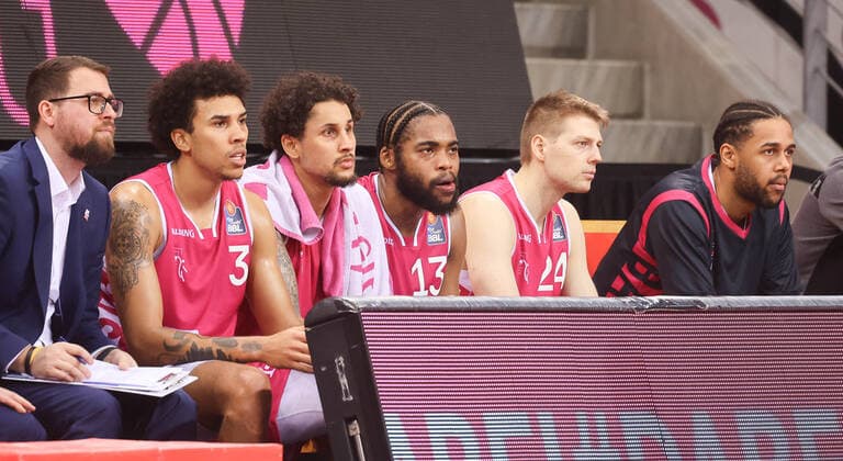 Bonner Bank, Telekom Baskets Bonn vs Brose Bamberg, Basketball, 1 Easy Credit Bundesliga, 18 Matchday, 23 01 2022, Telekom Baskets Bonn vs Brose Bamberg, Basketball, 1 Easy Credit Bundesliga, 23 Matchday, 23 01 2022 Bonn Copyright: xJoergxNiebergall Eibner-Pressefox EP_JNL