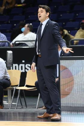DEU, easyCredit BBL, ALBA vs Ludwigsburg, 23 01 2022, Mercedes Benz Arena, Berlin, DEU, easyCredit BBL, ALBA vs Ludwigsburg, in picture head coach Israel Gonzalez ALBA Berlin nordphotoxGmbHx xEngler nph00076