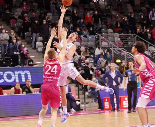 Telekom Baskets Bonn vs Tomas Kyzlink Brose Bamberg easyCredit BBL 1 Bundesliga , 2021 2022 season , Main round 18 matchday