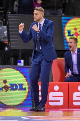 easyCredit BBL, Telekom Baskets Bonn vs Brose Bamberg, 23 01 2022 Headcoach Tuomas Iisalo Telekom Baskets Bonn , easyCredit BBL, Telekom Baskets Bonn vs Brose Bamberg on 23 01 2022 at Telekom Dome Bonn, Bonn North Rhine Westphalia Copyright: xBEAUTIFULxSPORTS Mueller-Laschetx