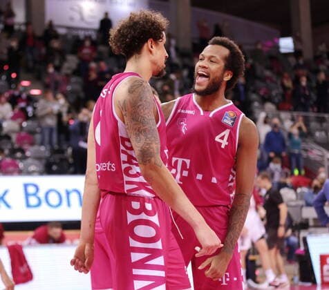 Justin Gorham, Michael Kessens Telekom Baskets Bonn vs Brose Bamberg easyCredit BBL 1 Bundesliga , 2021 2022 season , Main round 18 matchday