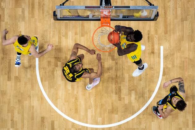 Basketball Berlin 23 01 2022 Season 2021 2022 1 Bundesliga easyCredit BBL Alba Berlin MHP Riesen Ludwigsburg Christ Koumadje Alba Berlin, No 21 Tremmell Darden Ludwigsburg, No 21