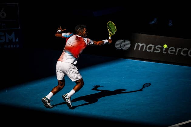January 24, 2022, Melbourne, Victoria, Australia: MELBOURNE, AUSTRALIA - JANUARY 24: Felix Auger-Aliassime of Canada on his way to beating Marin Cilic of Croatia on day 8 of the 2022 Australian Open at Melbourne Park on January 24, 2022 in Melbourne, Australia. Melbourne Australia - ZUMAp121 20220124_zsp_p121_067 Copyright: xChrisxPutnamx