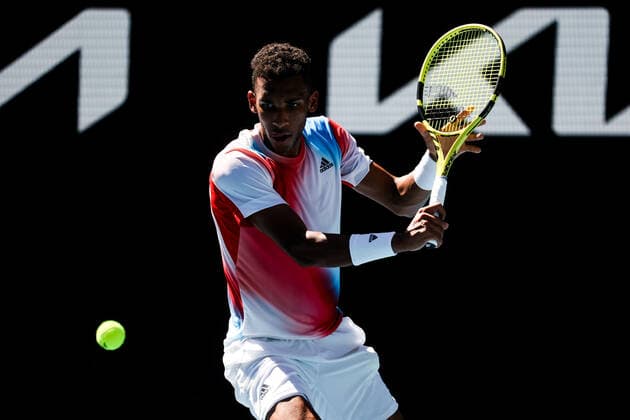 January 24, 2022, Melbourne, Victoria, Australia: MELBOURNE, AUSTRALIA - JANUARY 24: Felix Auger-Aliassime of Canada on his way to beating Marin Cilic of Croatia on day 8 of the 2022 Australian Open at Melbourne Park on January 24, 2022 in Melbourne, Australia. Melbourne Australia - ZUMAp121 20220124_zsp_p121_081 Copyright: xChrisxPutnamx