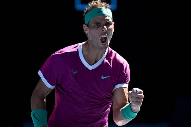 TENNIS AUSTRALIAN OPEN, Rafael Nadal of Spain gestures during his Men?s singles quarterfinal match against Denis Shapovalov of Canada on Day 9 of the Australian Open, at Melbourne Park, in Melbourne, Tuesday, January 25, 2022. ( NO ARCHIVING, EDITORIAL USE ONLY, NO USE IN BOOKS WITHOUT CONSENT MELBOURNE VIC AUSTRALIA  Copyright: xDEANxLEWINSx 20220125001616830992