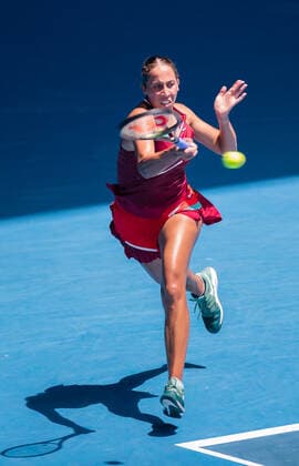 (220125) -- MELBOURNE, Jan. 25, 2022 -- Madison Keys of the United States competes during the women s singles quarterfinal match against Barbora Krejcikova of the Czech Republic at Australian Open in Melbourne, Australia, Jan. 25, 2022. (Photo by Xinhua) (SP)AUSTRALIA-MELBOURNE-TENNIS-AUSTRALIAN OPEN HuxJingchen 