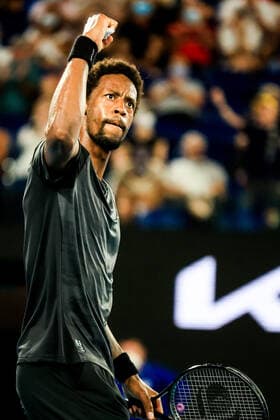 January 25, 2022, Melbourne, Victoria, Australia: MELBOURNE, AUSTRALIA - JANUARY 25: Gael Monfils of France plays Matteo Berrettini of Italy on day 9 of the 2022 Australian Open at Melbourne Park on January 25, 2022 in Melbourne, Australia. Melbourne Australia - ZUMAp121 20220125_zsp_p121_126 Copyright: xChrisxPutnamx