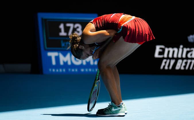 January 25, 2022, MELBOURNE, AUSTRALIA: Madison Keys of the United States in action during the quarter-final round at the 2022 Australian Open Grand Slam Tennis Tournament against Barbora Krejcikova of the Czech Republic MELBOURNE AUSTRALIA - ZUMAa181 20220125_zaa_a181_014 Copyright: xRobxPrangex