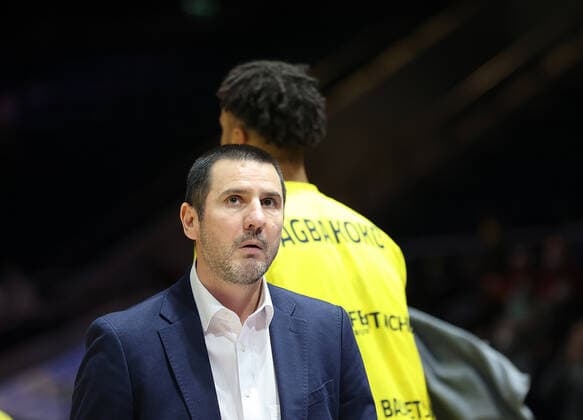 Headcoach Alen Abaz EWE Baskets Oldenburg