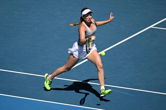 TENNIS AUSTRALIAN OPEN, Danielle Collins of the USA during her womens singles quarterfinal match against AlizÃ Cornet of France on Day 10 of the Australian Open, at Melbourne Park, in Melbourne, Wednesday, January 26, 2022. ( NO ARCHIVING, EDITORIAL USE ONLY, NO USE IN BOOKS WITHOUT CONSENT MELBOURNE VIC AUSTRALIA  Copyright: xDAVExHUNTx 20220126001617173388