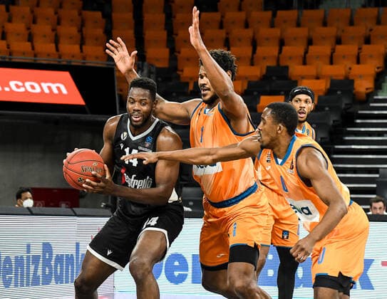 GER, EuroCup, ratiopharm ulm vs Virtus Segafredo Bologna 25 01 2022, ratiopharm arena, Neu Ulm, GER, EuroCup, ratiopharm ulm vs Virtus Segafredo Bologna, in picture Mouhammadou Jaiteh Bologna, 14 , Cristiano Felicio Ulm, 1 , Semaj Christon Ulm, 0 nordphotoxGmbHx xHafner nph00200