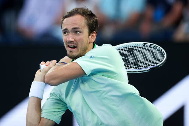 Mandatory Credit: Photo by Ella Ling Shutterstock (12773755cq) Daniil Medvedev during his quarter final match Australian Open, Day Ten, Tennis, Melbourne Park, Melbourne, Australia - 26 Jan 2022 Australian Open, Day Ten, Tennis, Melbourne Park, Melbourne, Australia - 26 Jan 2022 Copyright: xEllaxLing Shutterstockx 12773755cq