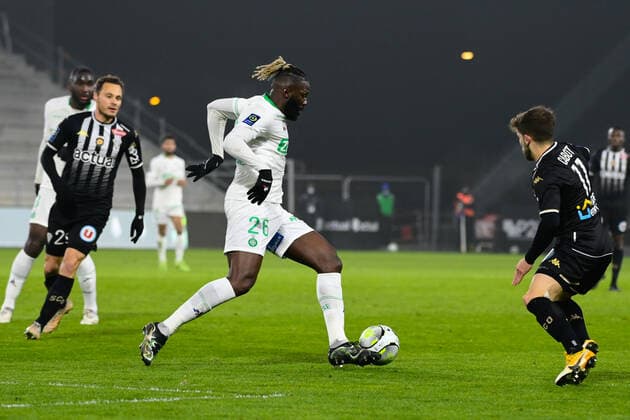 Bakary SAKO ( 26 - Saint Etienne ) - FOOTBALL : Angers vs Saint Etienne - Ligue 1 - Angers - 26 01 2022 FedericoPestellini Panoramic 