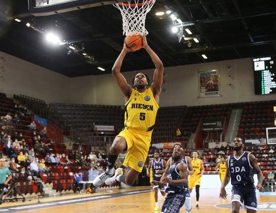 Justin Simon Riesen MHP Riesen Ludwigsburg vs JDA Dijon Basketball Champions League 2021 2022 Ludwigsburg , GER, 26 01 2022,