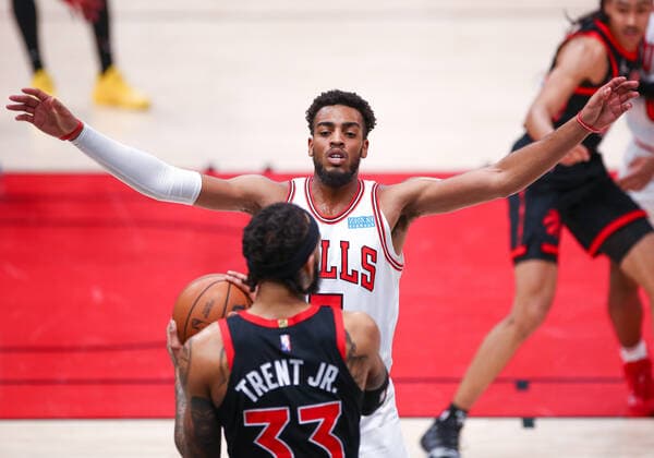 CHICAGO, IL - JANUARY 26: Chicago Bulls Guard Troy Brown Jr. (7) in action during a NBA, Basketball Herren, USA game between the Toronto Raptors and the Chicago Bulls on January 26, 2022 at the United Center in Chicago, IL. (Photo by Melissa Tamez Icon Sportswire) NBA: JAN 26 Raptors at Bulls Icon22012612