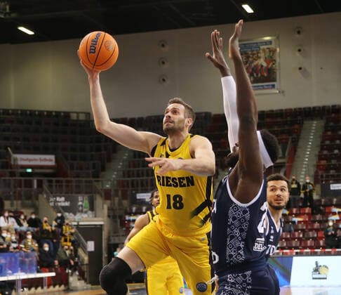 Jonas Wohlfarth Bottermann Riesen MHP Riesen Ludwigsburg vs JDA Dijon Basketball Champions League 2021 2022 Ludwigsburg , GER, 26 01 2022,
