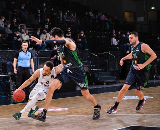 Jaylon Brown Towers , Derek Willis Joventut , Albert Ventura Joventut 7Days EuroCup, Basketball, 2021 2022 season, Group A, 11 match day 26 01 22, Hamburg, Hamburg Towers vs Joventut Badalona, Â