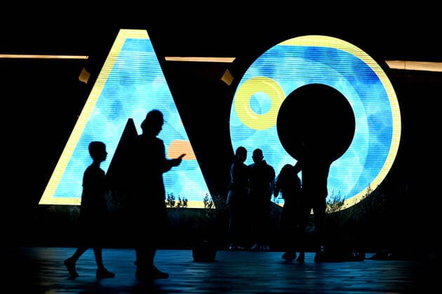 Sport Bilder des Tages TENNIS AUSTRALIAN OPEN, A general view at Melbourne Park on Day 11 of the Australian Open, at Melbourne Park, in Melbourne, Thursday, January 27, 2022. ( NO ARCHIVING, EDITORIAL USE ONLY, NO USE IN BOOKS WITHOUT CONSENT MELBOURNE VIC AUSTRALIA  Copyright: xDEANxLEWINSx 20220127001617572861