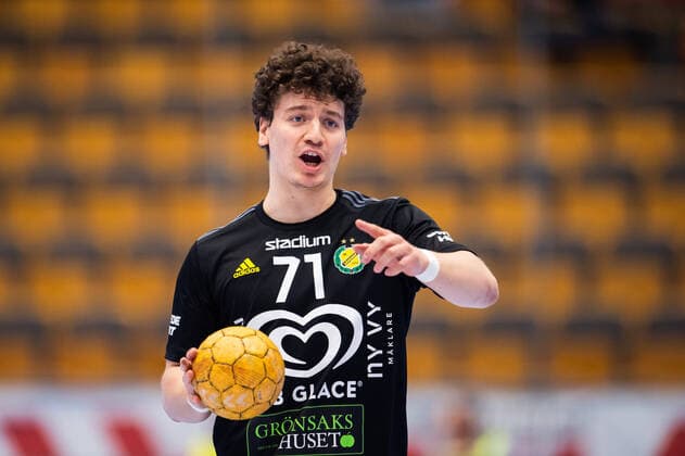 220127 Sävehofs Elias Ellefsen Ã Skipagotu during the handball match in the Swedish Cup Semifinal 1, between Kristianstad and Sävehof on 27 January 2022 in Kristianstad,  Copyright: AVDOxBILKANOVIC BB220127AB059