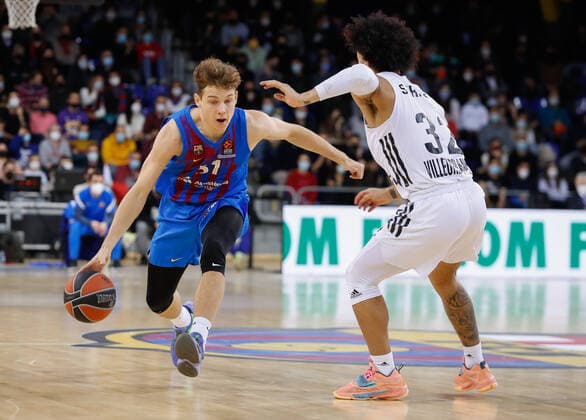 27th January 2022 Palau Blaugrana Barcelona, Spain Turkish Airlines Euroleague Basketball Spain, FC Barcelona Barca versus Asvel Lyon Villeurbanne Rokas Jokubaitis Barca Barcelona Barcelona Spain Basketball Copyright: xValentixEnrichx xAgenciaxLOFx
