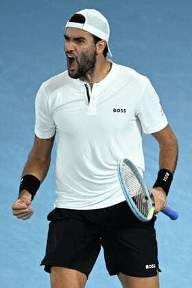 TENNIS AUSTRALIAN OPEN, Matteo Berrettini of Italy reacts during his Men?s semifinal match against Rafael Nadal of Spain on Day 12 of the Australian Open, at Melbourne Park, in Melbourne, Friday, January 28, 2022. ( NO ARCHIVING, EDITORIAL USE ONLY, NO USE IN BOOKS WITHOUT CONSENT MELBOURNE VIC AUSTRALIA  Copyright: xDEANxLEWINSx 20220128001617793973