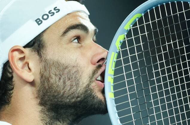 Mandatory Credit: Photo by Ella Ling Shutterstock (12775251ba) Matteo Berrettini in semi final action Australian Open, Day Twelve, Tennis, Melbourne Park, Melbourne, Australia - 28 Jan 2022 Australian Open, Day Twelve, Tennis, Melbourne Park, Melbourne, Australia - 28 Jan 2022 Copyright: xEllaxLing Shutterstockx 12775251ba