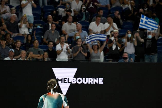 TENNIS AUSTRALIAN OPEN, Stefanos Tsitsipas of Greece during his Men?s semifinal match against Daniil Medvedev of Russia on Day 12 of the Australian Open, at Melbourne Park, in Melbourne, Friday, January 28, 2022. ( NO ARCHIVING, EDITORIAL USE ONLY, NO USE IN BOOKS WITHOUT CONSENT MELBOURNE VIC AUSTRALIA  Copyright: xDEANxLEWINSx 20220128001617820865