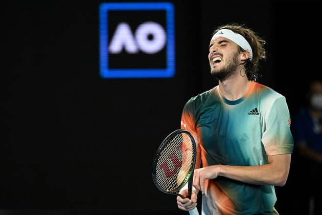 TENNIS AUSTRALIAN OPEN, Stefanos Tsitsipas of Greece reacts during his Men?s semifinal match against Daniil Medvedev of Russia on Day 12 of the Australian Open, at Melbourne Park, in Melbourne, Friday, January 28, 2022. ( NO ARCHIVING, EDITORIAL USE ONLY, NO USE IN BOOKS WITHOUT CONSENT MELBOURNE VIC AUSTRALIA  Copyright: xDEANxLEWINSx 20220128001617838095